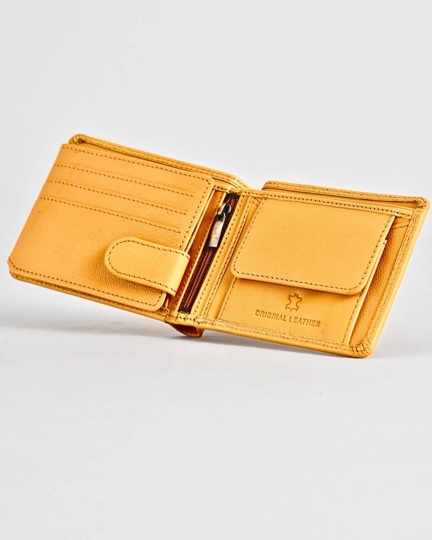 Cambridge – Men’s Original Leather Wallet (Rich Tan)