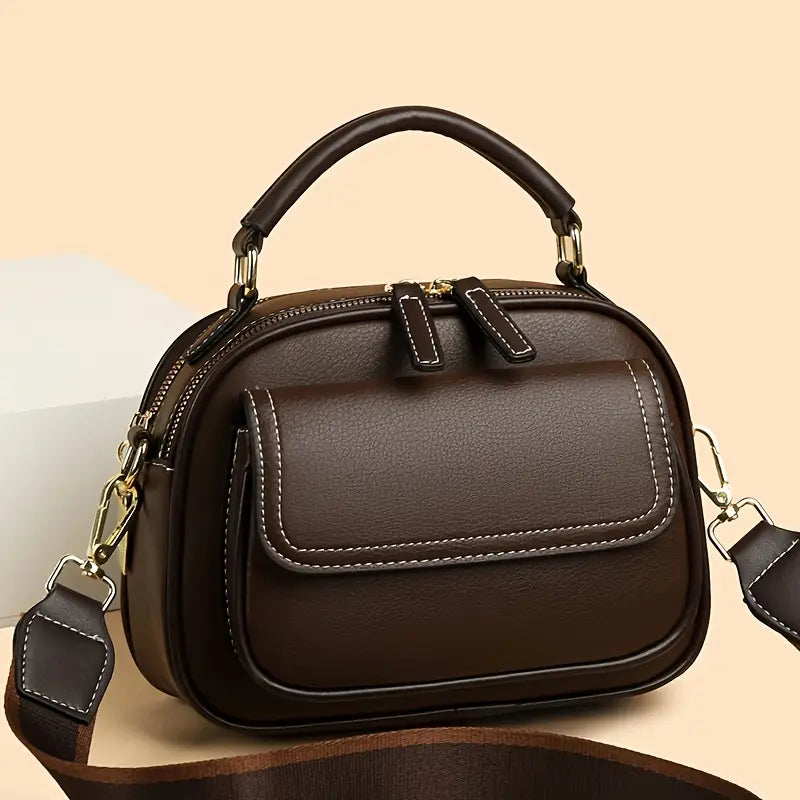 Elegant crossbody bag with two layers and wide strap