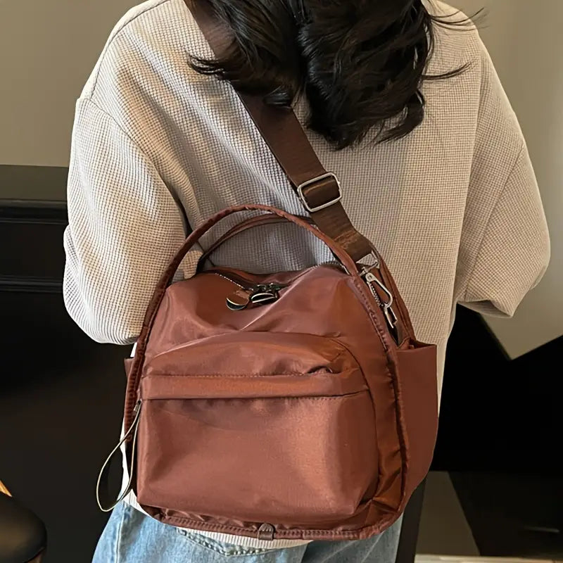 Simple lightweight casual and fashionable women's bag